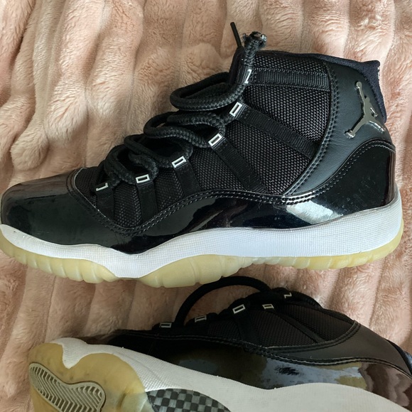 Jubilee Jordan 11s original - Picture 5 of 8